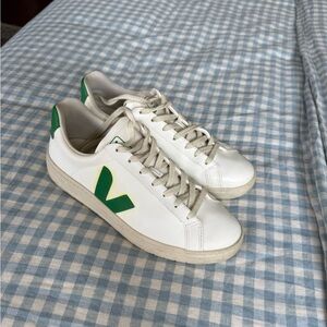 Veja V12 Green & White Sneakers